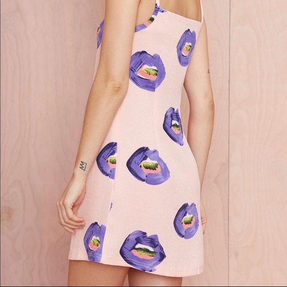 Pippa Lynn Pink Lip Print Mini Dress for nasty gal - Picture 2 of 8